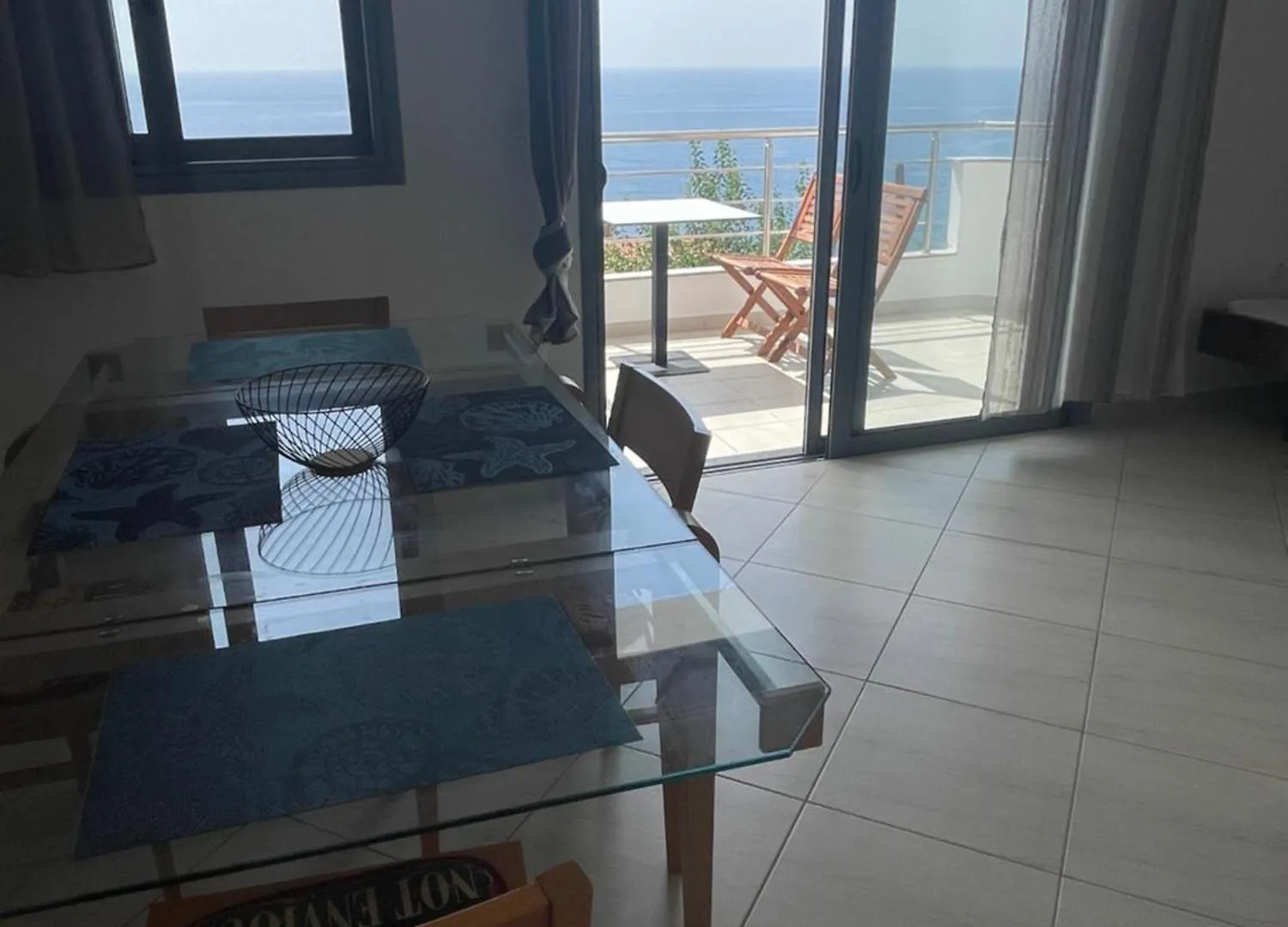 Tasos Rooms Himare Albania