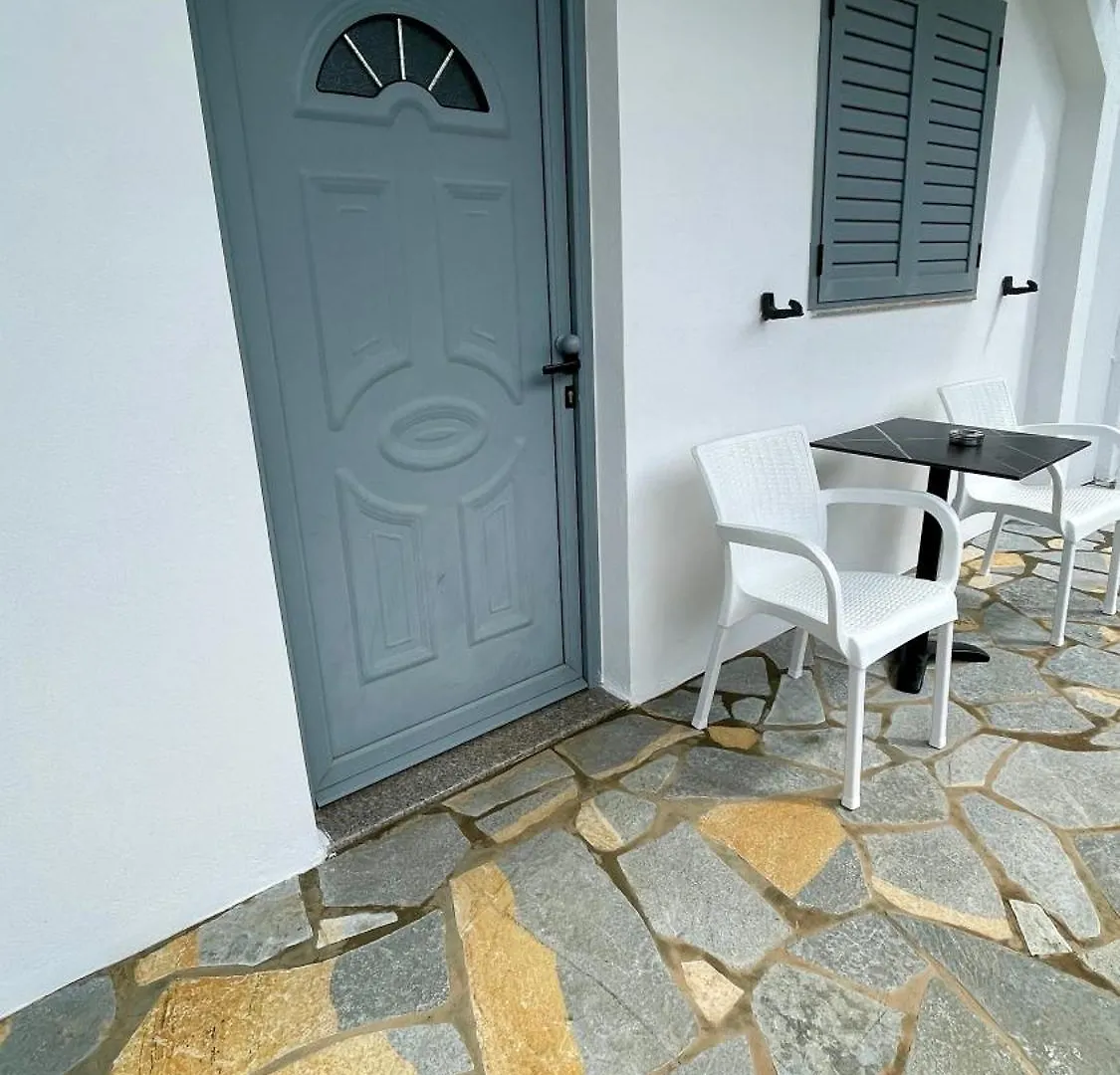 Tasos Rooms Himare