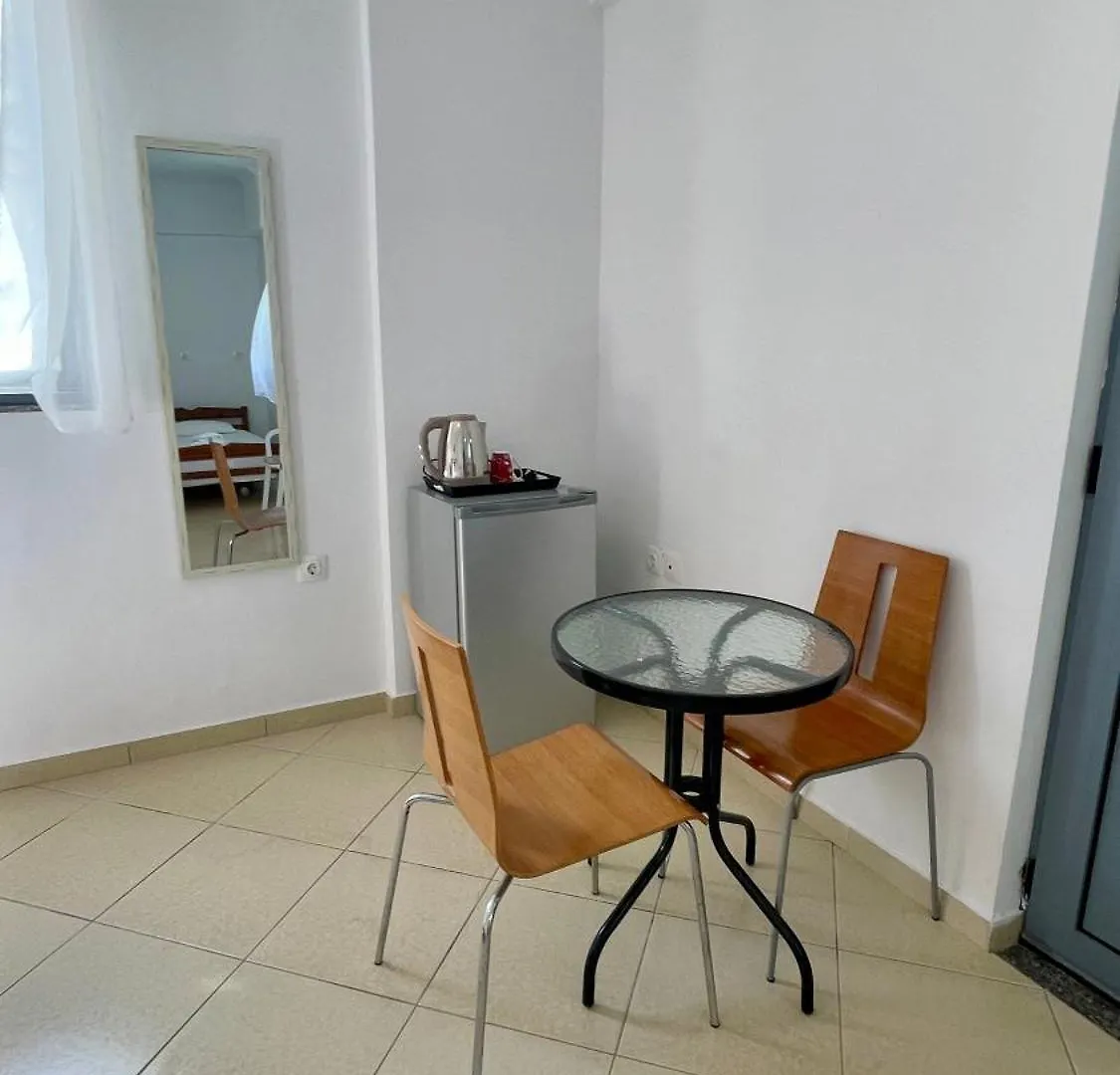 Tasos Rooms Himare Albania