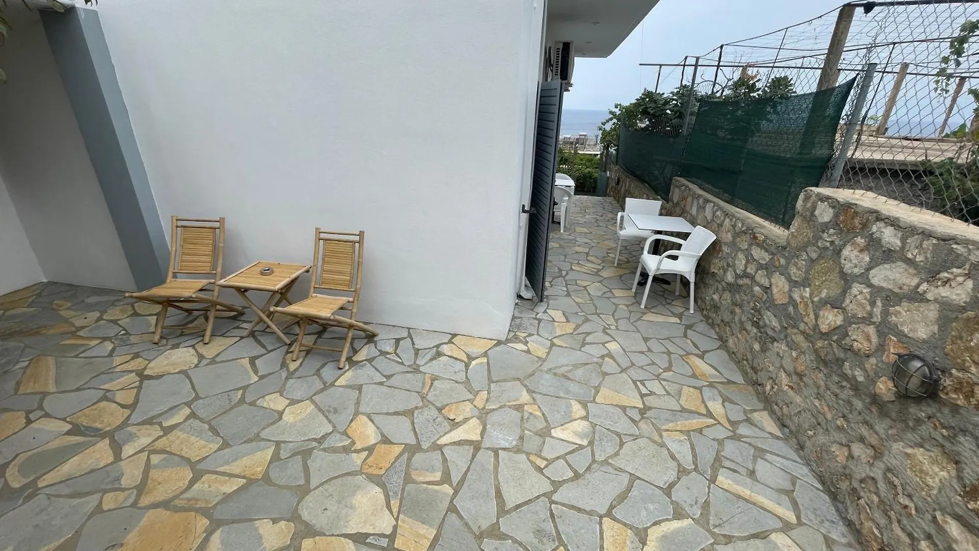 Tasos Rooms Himare Albania
