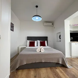 opera-apartments-choose-balkans.hotels-in-tirana.com/